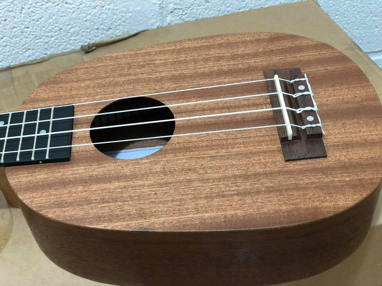 Flea Market Music market place page offers an on-line auction type ...