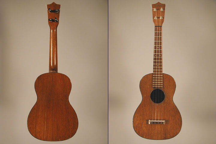 Flea Market Music offers an on-line community for ukulele players to